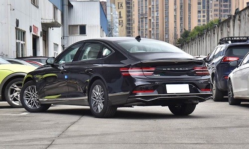 新款捷尼赛思G80正式上市售价31.80万起