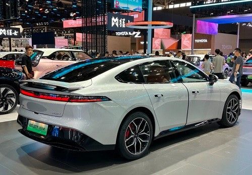2025东风eπ007的价格及参数配置