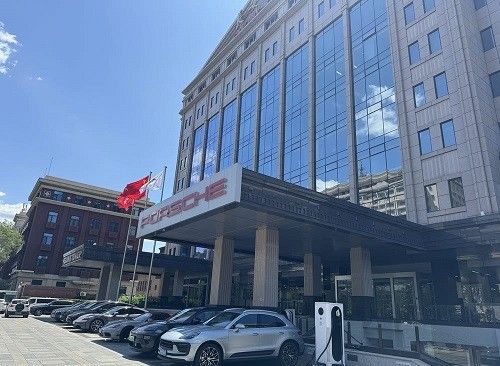 保时捷卡宴2025新款价格  “卡宴、帕美”竟然有7折优惠