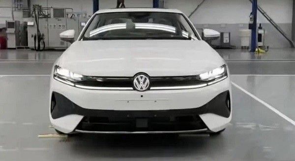 全新一代一汽-大众速腾实车谍照曝光